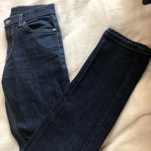 CLEARANCE SALE -  LEVIS 511 (30" x32") - Picture 1 of 6